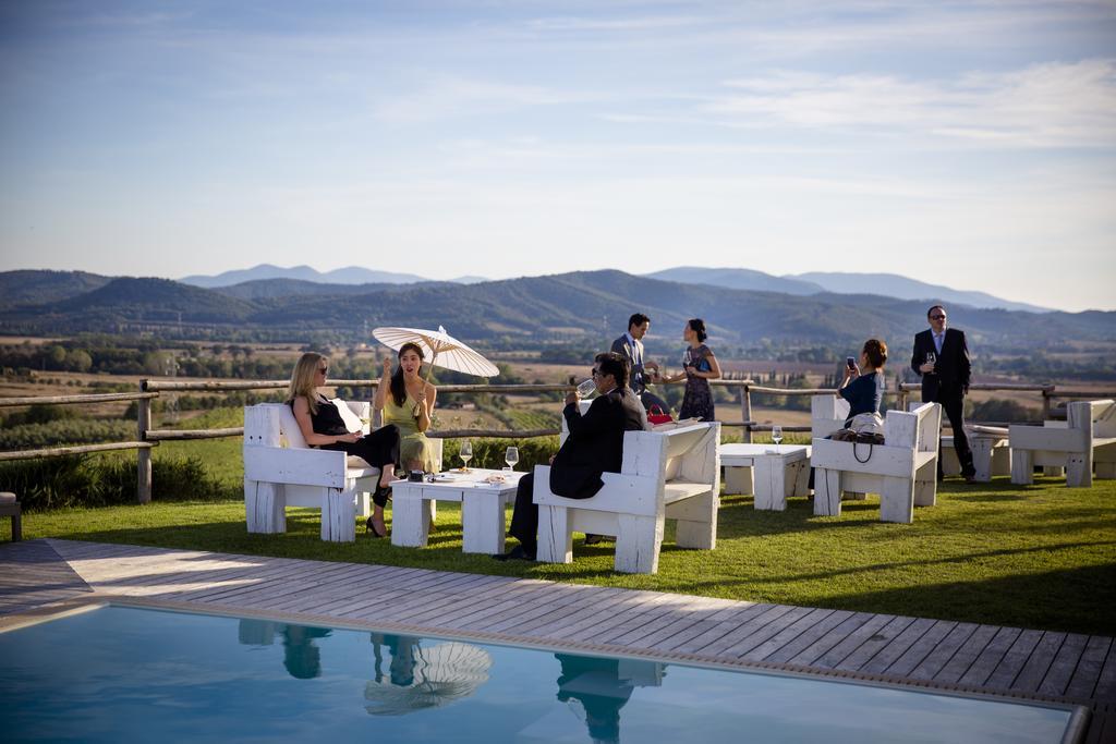 Wine Resort Conti Di San Bonifacio Montemassi Extérieur photo